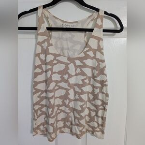 Fighting Eel Beige and White Patterned Tank Top